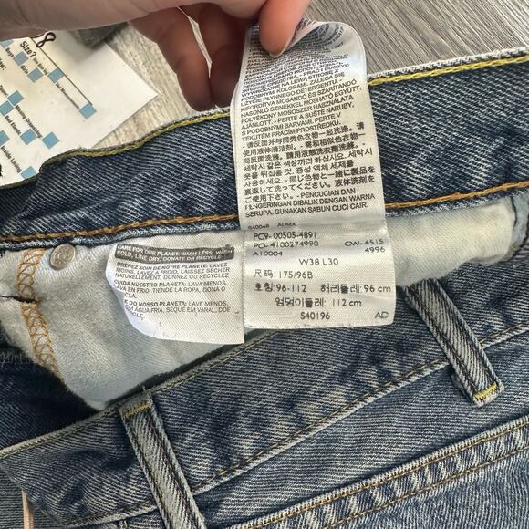 Levi's 505 Red Tab Mid Wash Faded Blue Mens 36 Regular Fit Straight Denim Jeans - Picture 5 of 10